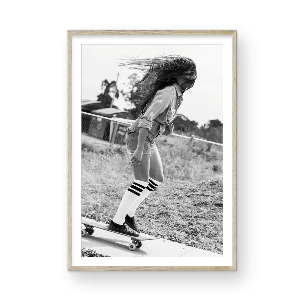 SKATER GIRL